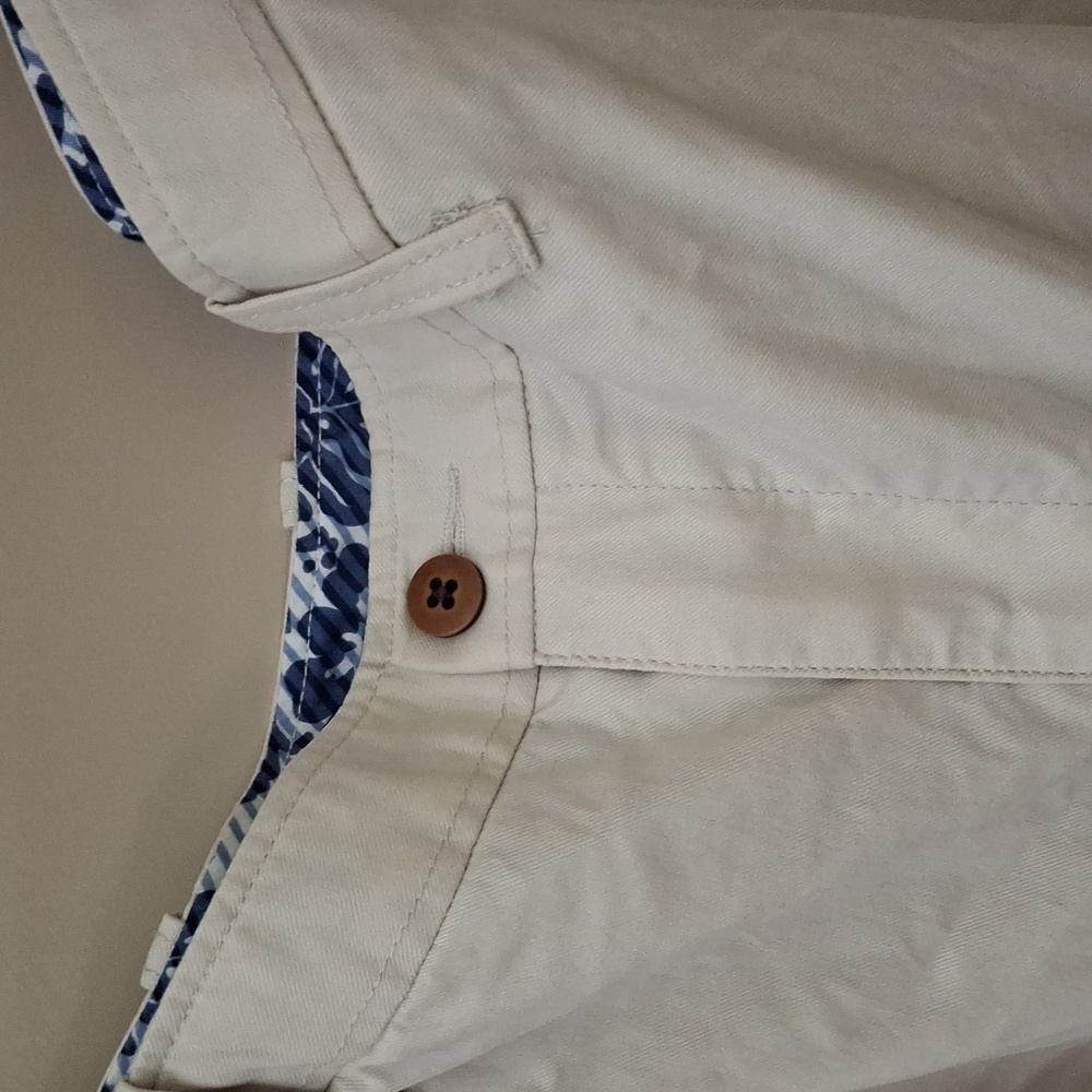 NWT Tommy Bahama Shorts - Picture 4 of 10